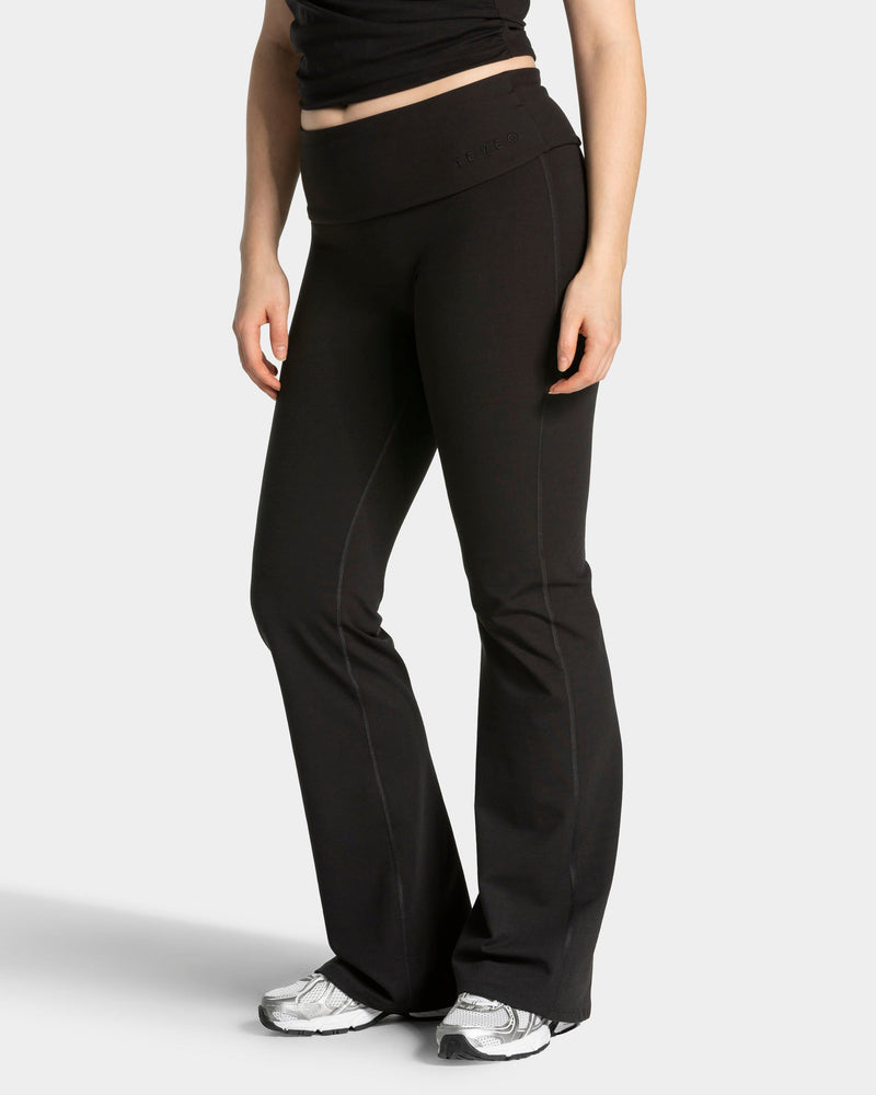 Legging évasé à coupe longue Mellow Fold Over « noir »